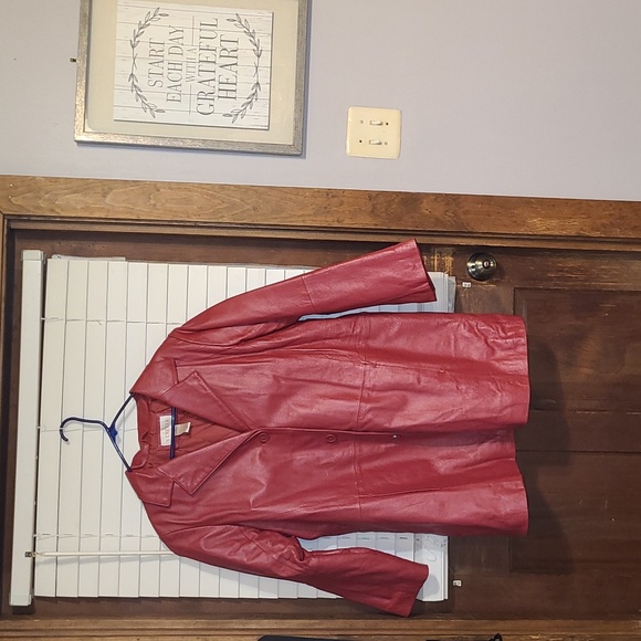 Venezia Jackets & Blazers - Venezia RED 🔥 Leather Jacket.   Size 18W.